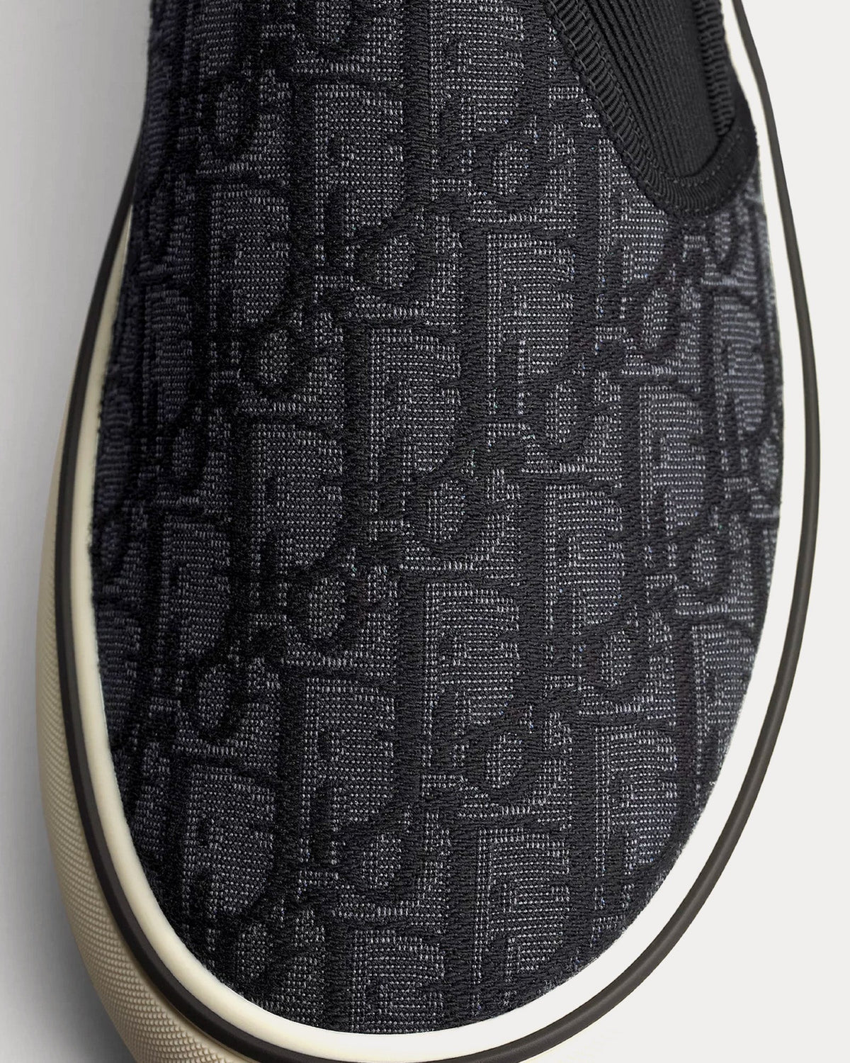 Saltwind Black Slip On Sneakers