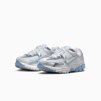 Women's Zoom Vomero 5 Premium Running Shoes - Aluminum
