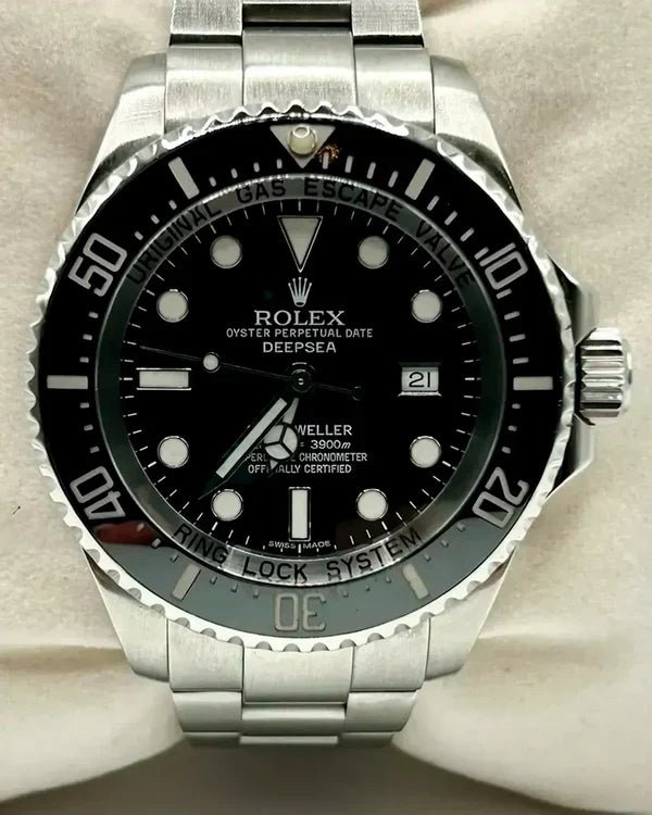 2013 Sea-Dweller Deepsea 44MM Black Dial Oyster Bracelet (116660) - Crown & Consign