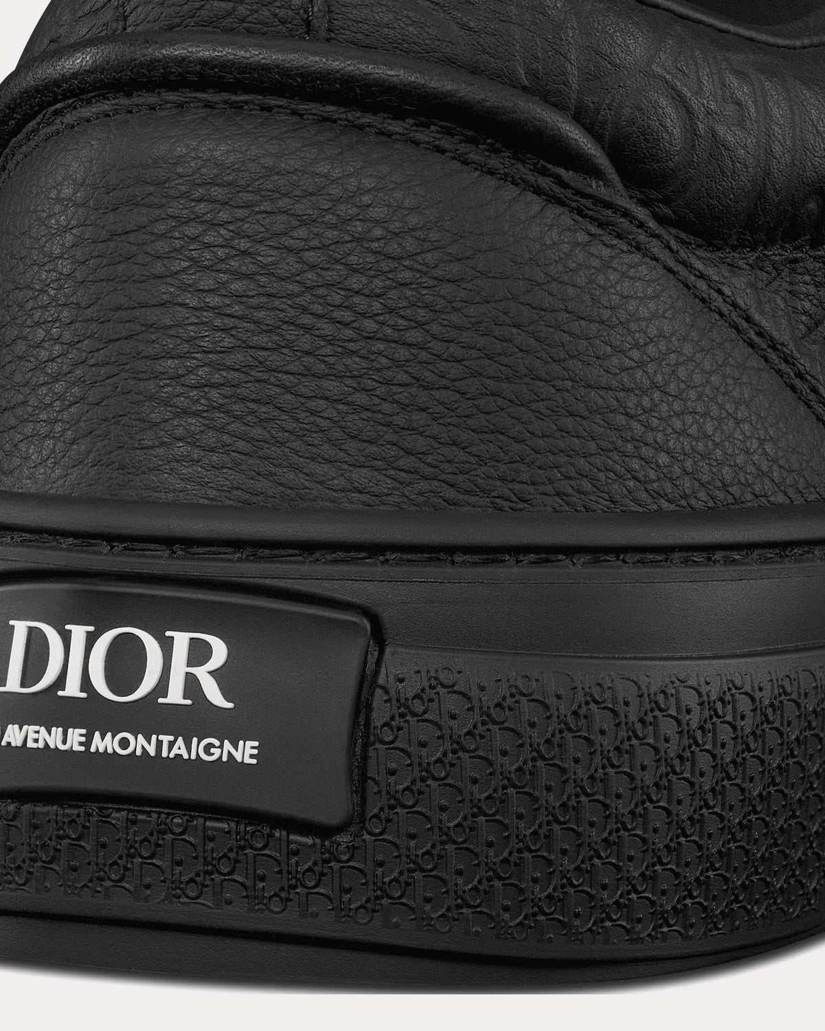 B33 Black Grained Calfskin and Black Dior Gravity Leather Low Top Sneakers