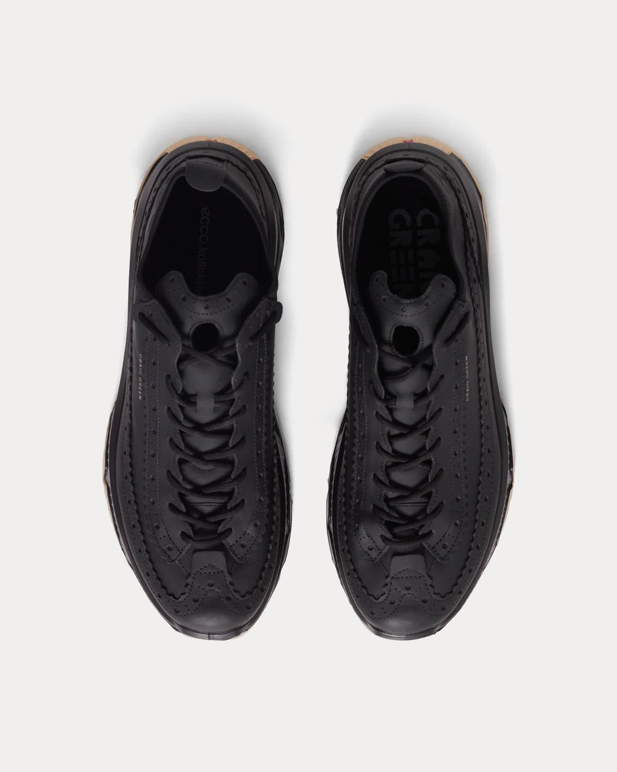 Receptor Black Low Top Sneakers