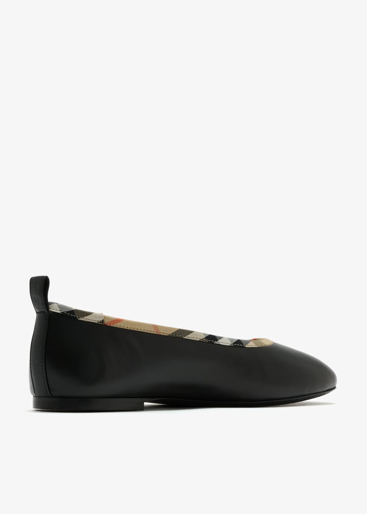 Classic Leather Robin Ballet Flats