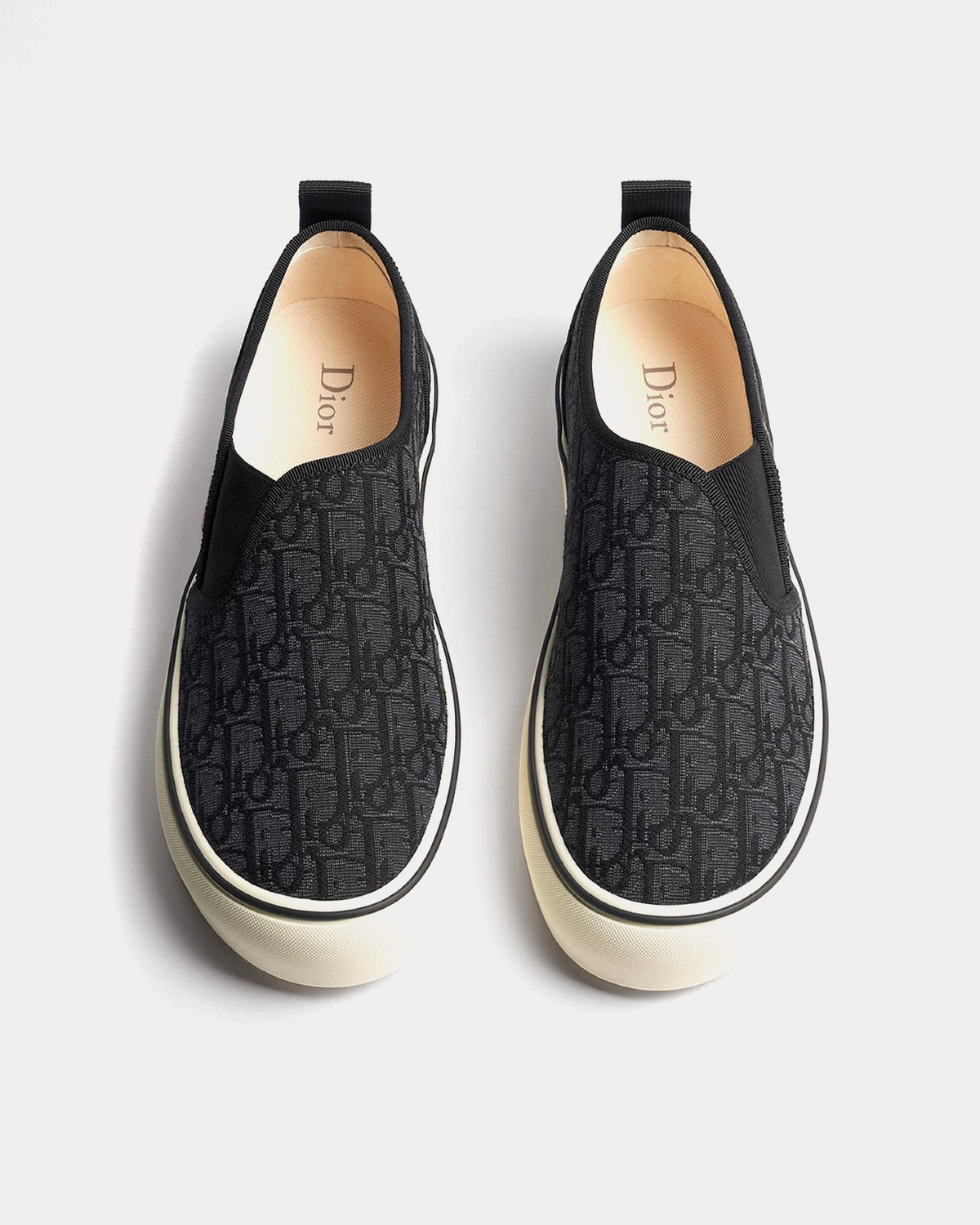 Saltwind Black Slip On Sneakers