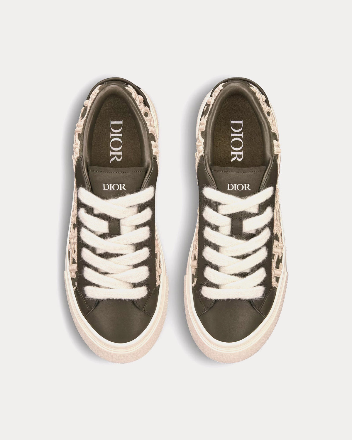 B33 Khaki Smooth Calfskin and Cream Dior Oblique Raised Embroidery Low Top Sneakers