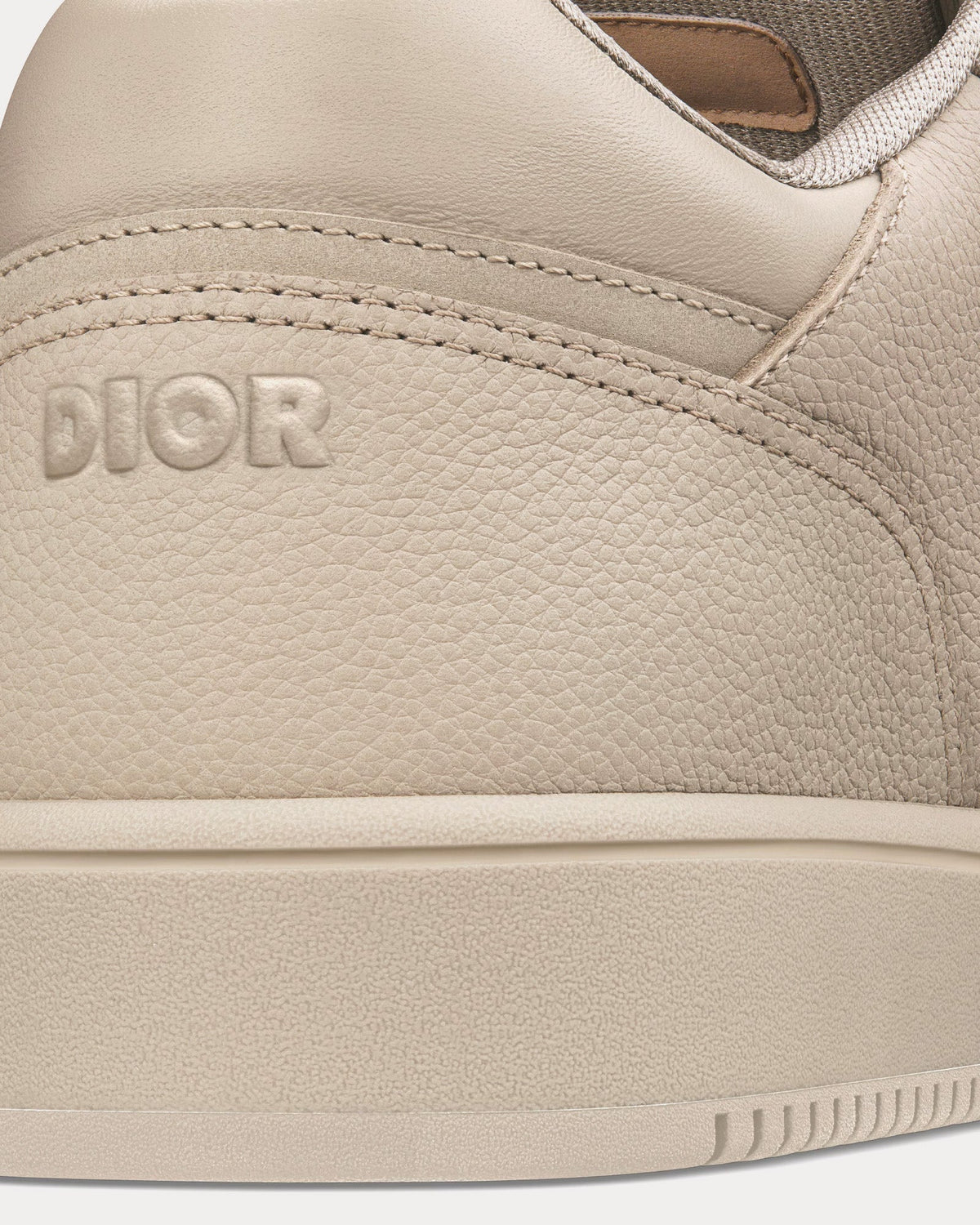 B27 Beige Grained Calfskin and Beige Dior Gravity Leather Low Top Sneakers