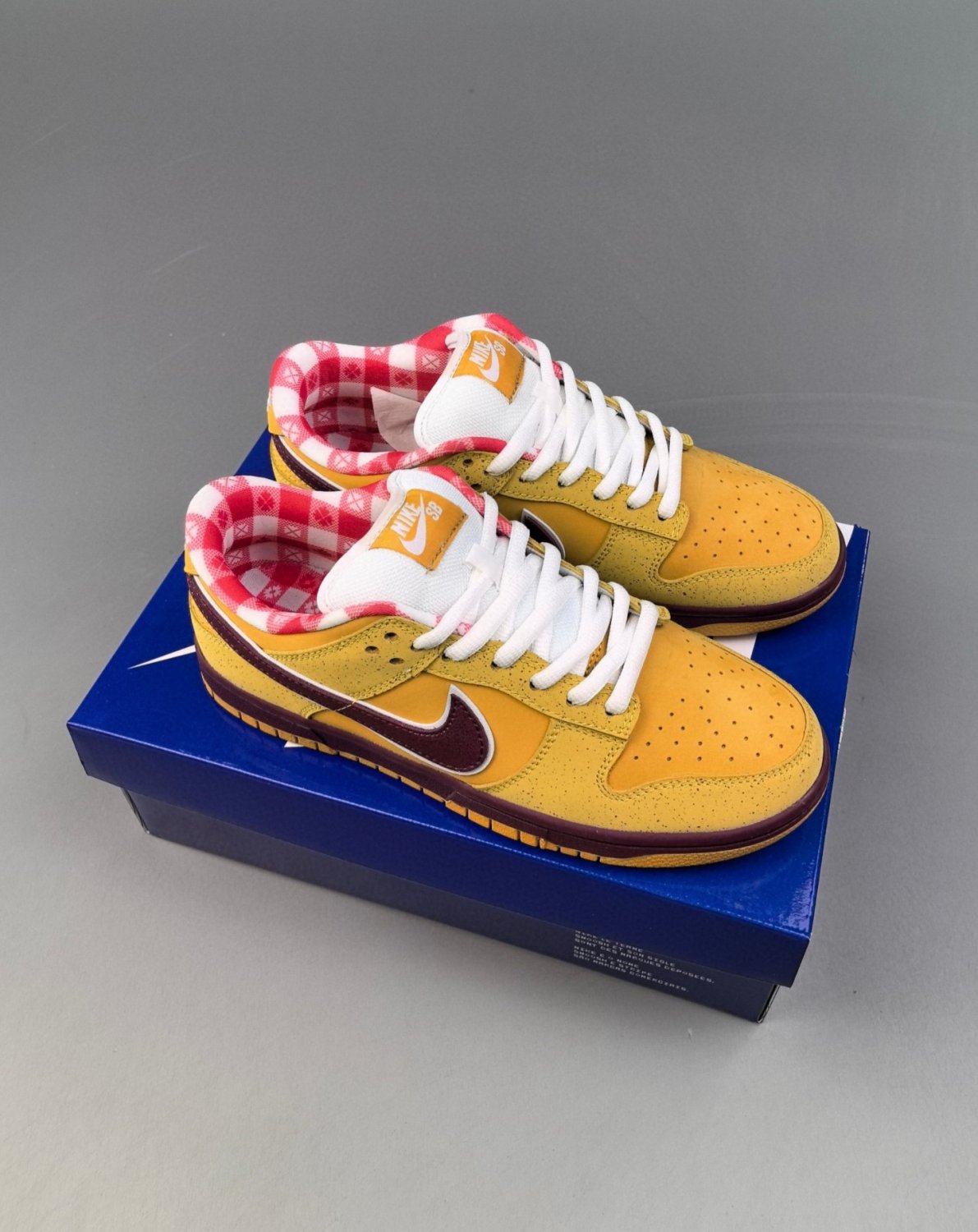 Nike SB Dunk Low Yellow Lobster