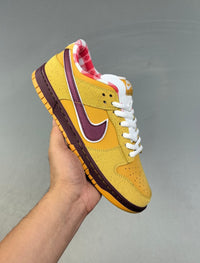 Nike SB Dunk Low Yellow Lobster
