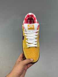 Nike SB Dunk Low Yellow Lobster