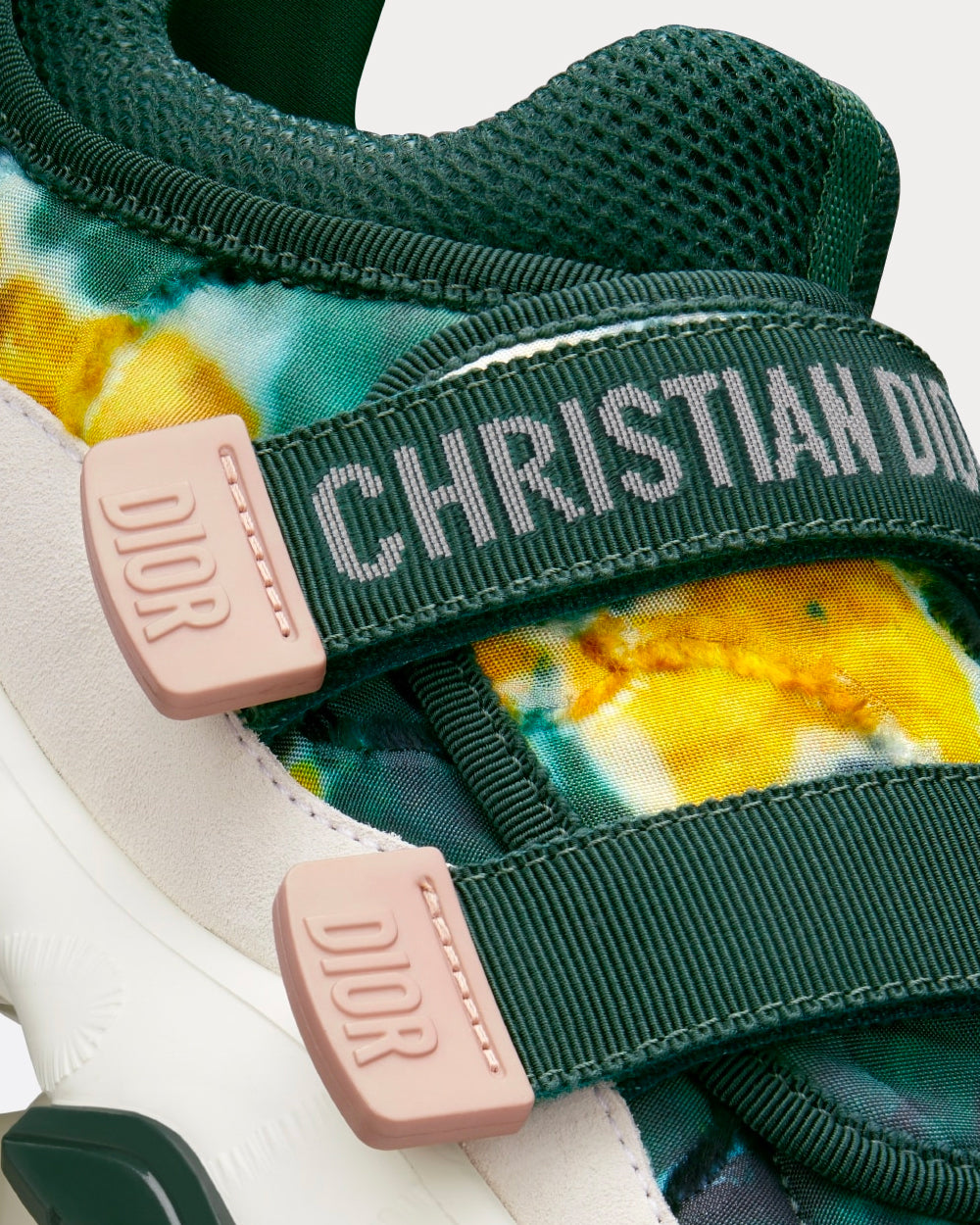 D-Wander Cypress Green Camouflage Tie & Dior Technical Fabric Low Top Sneakers