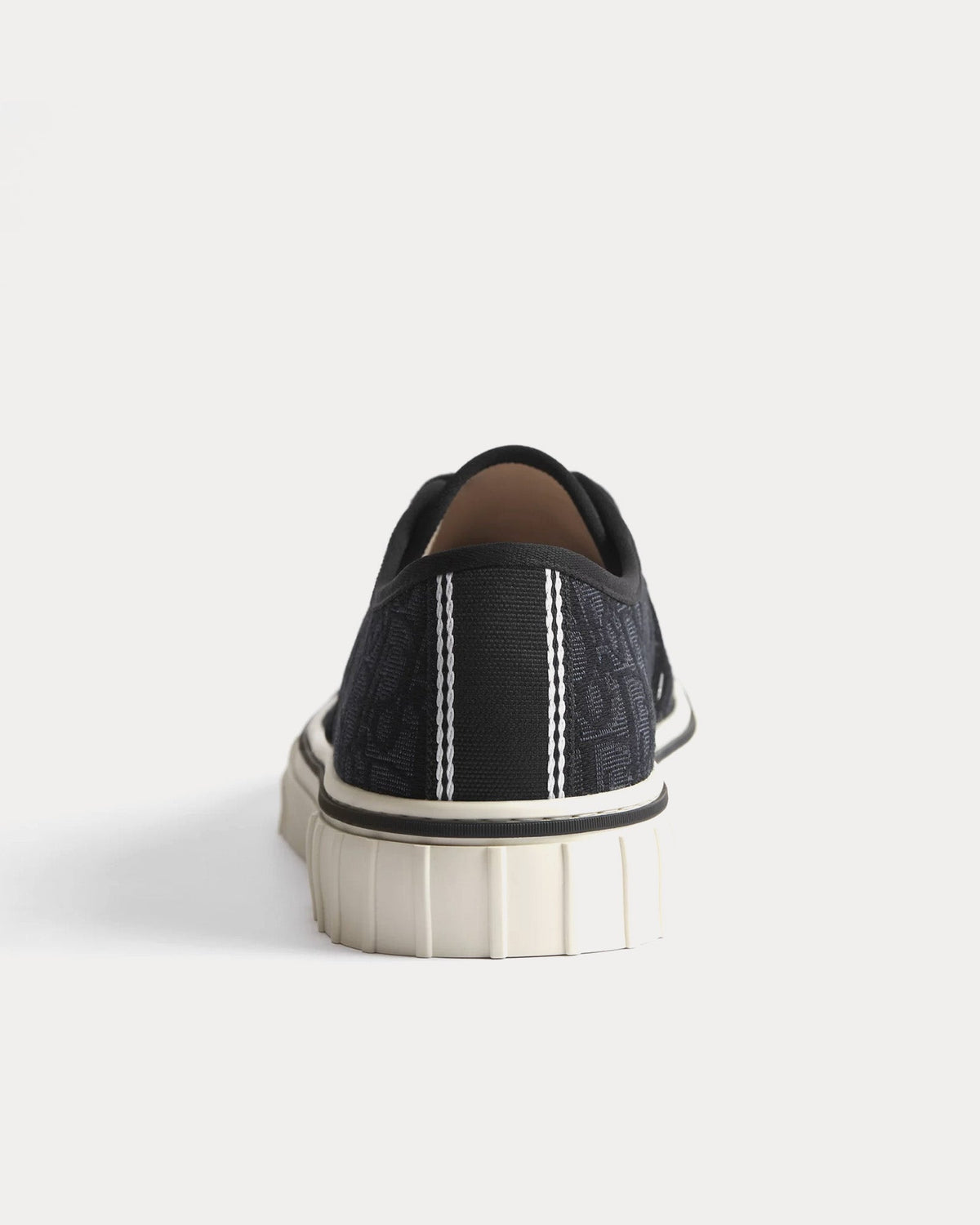 Hooper Black Low Top Sneakers
