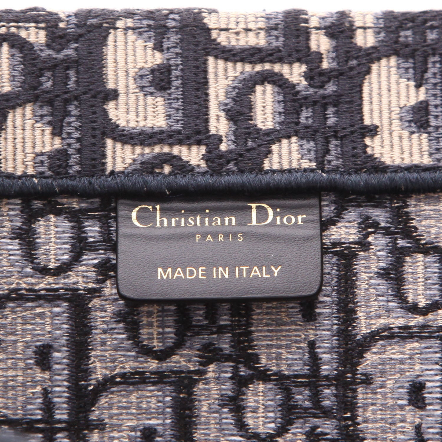 Dior Oblique Book Tote: Elevate Your Style Today