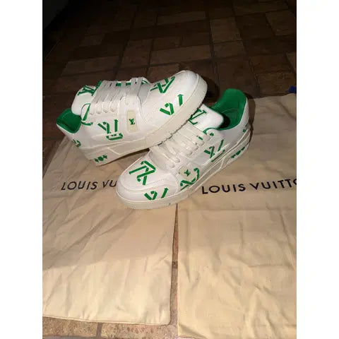 LV Trainer Leather Low Trainers