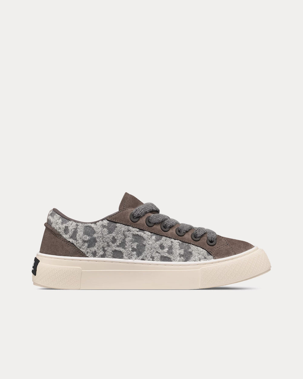 B33 Gray Suede and Gray Dior Oblique Embroidered Wool Felt Low Top Sneakers