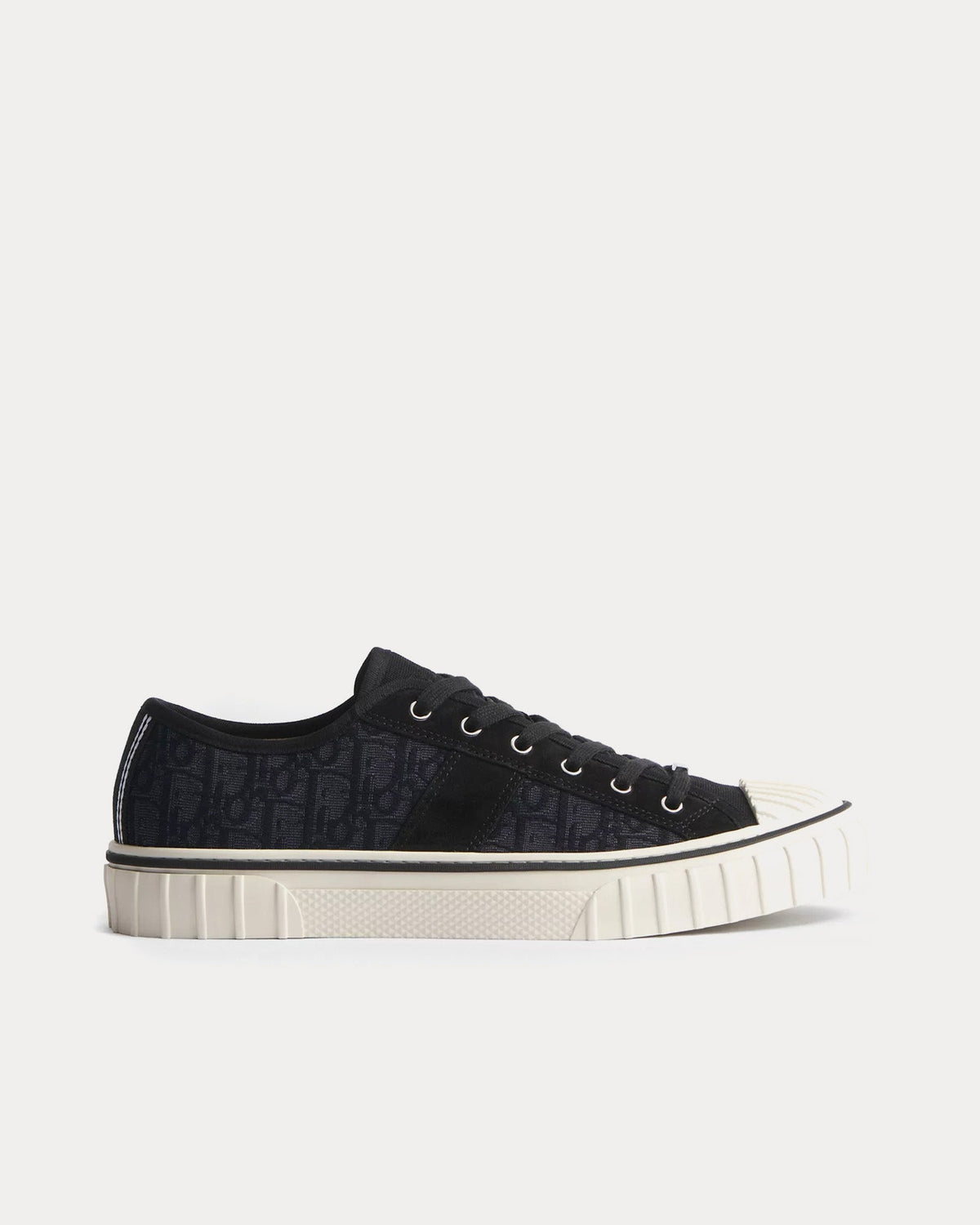 Hooper Black Low Top Sneakers