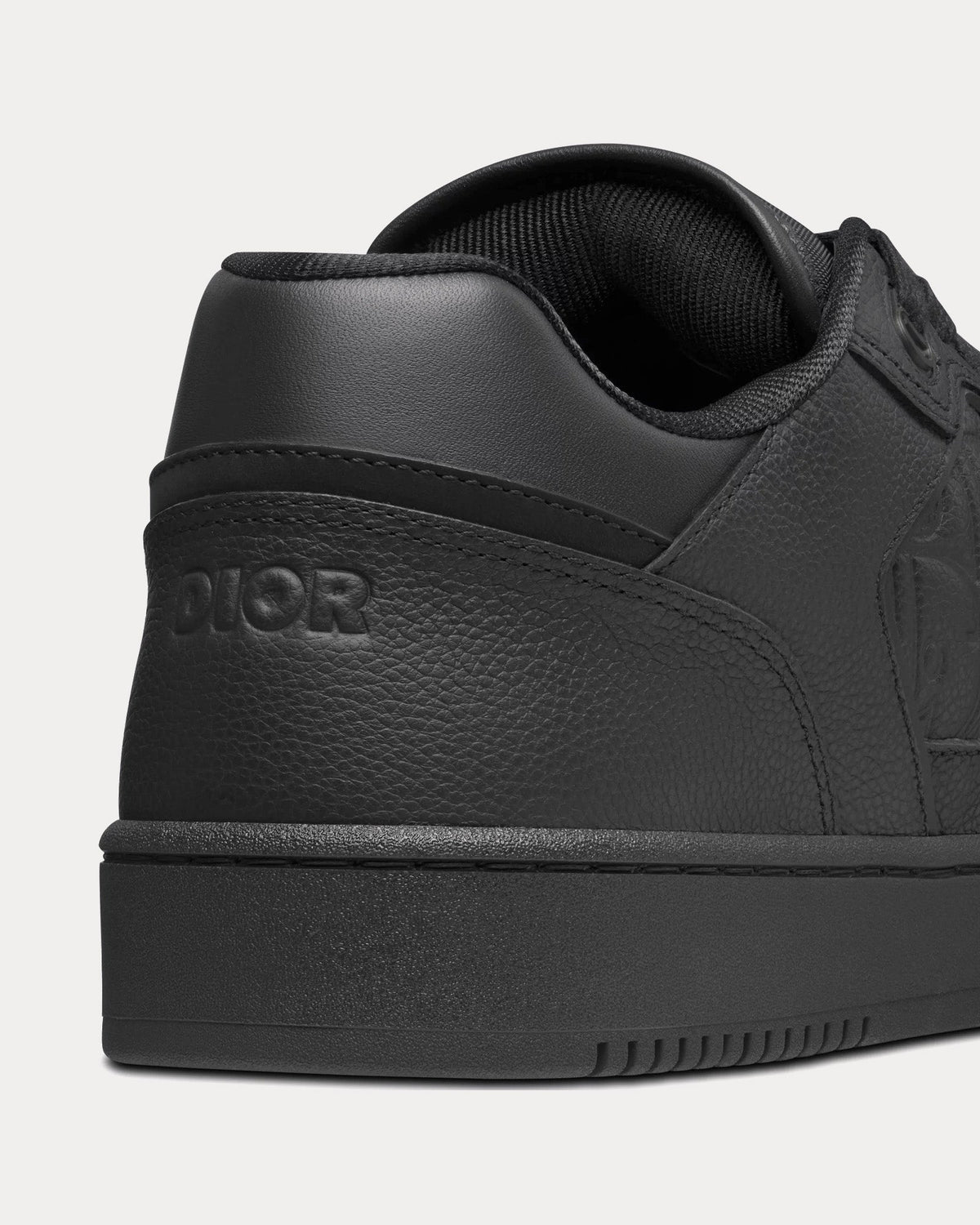 B27 Grained Calfskin & Dior Gravity Leather Black Low Top Sneakers