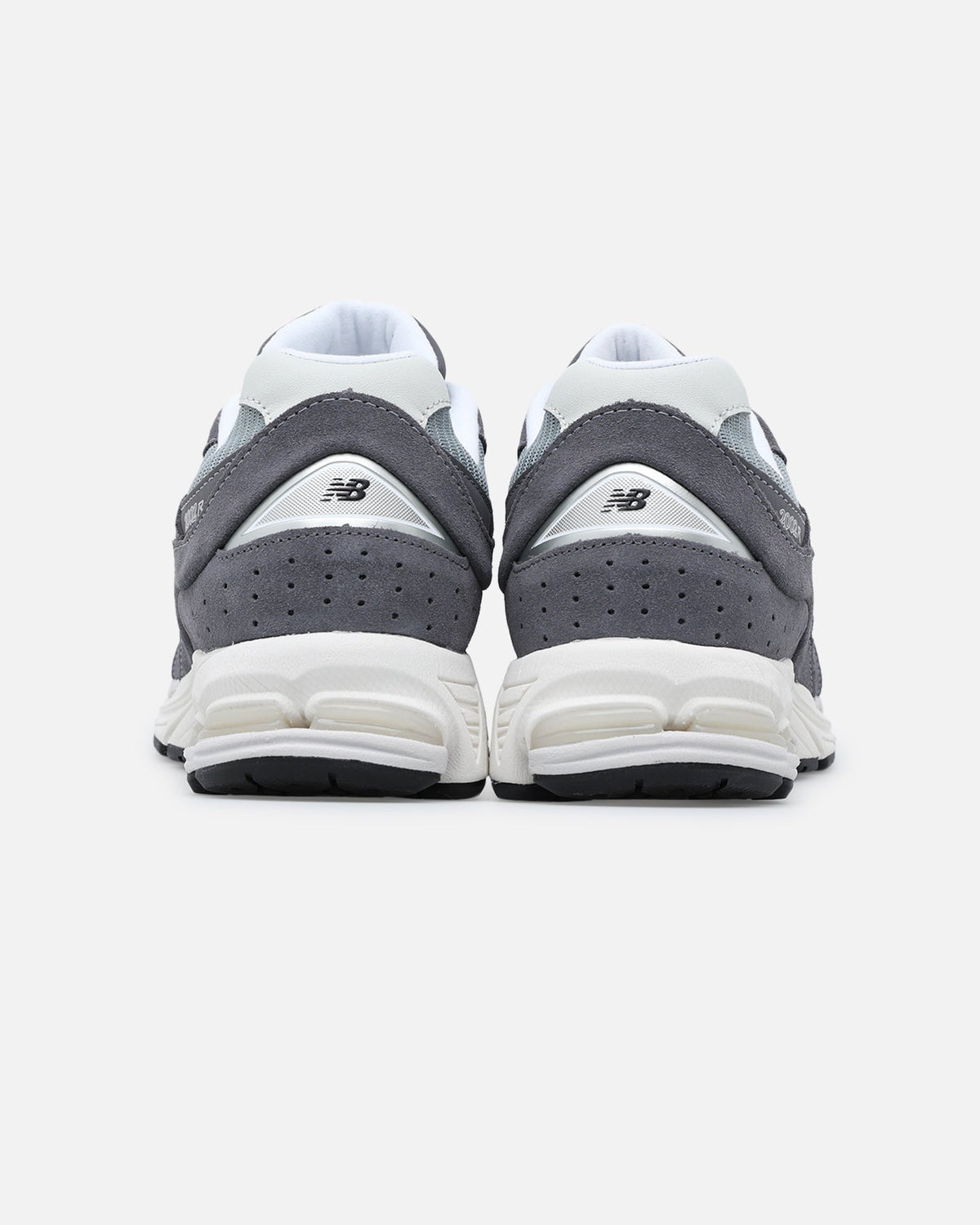 2002R Classic Grey Performance Running Sneakers