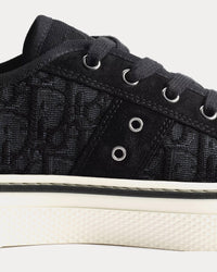 Hooper Black Low Top Sneakers