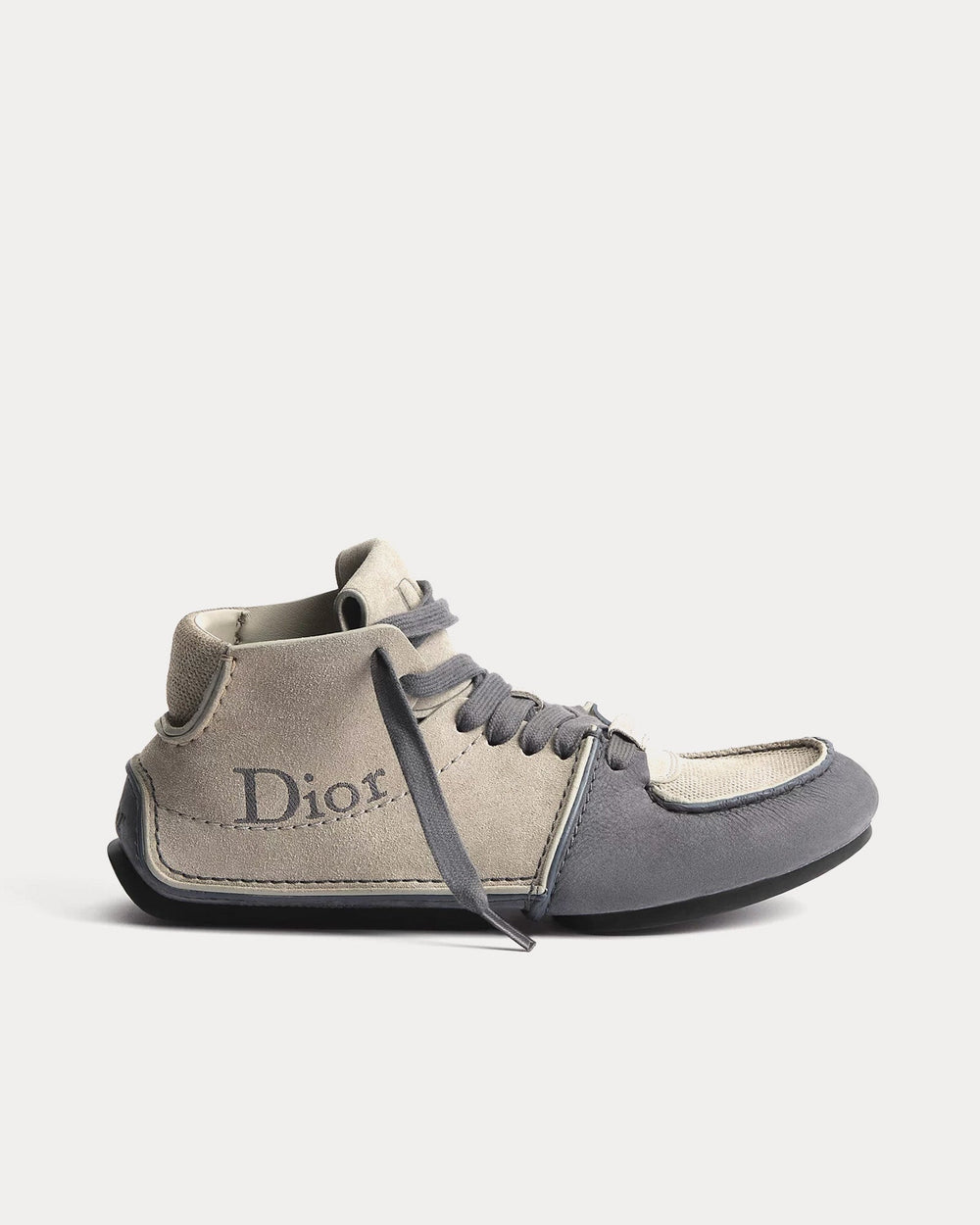 Roadie in Nubuck & Suede Grey Boots
