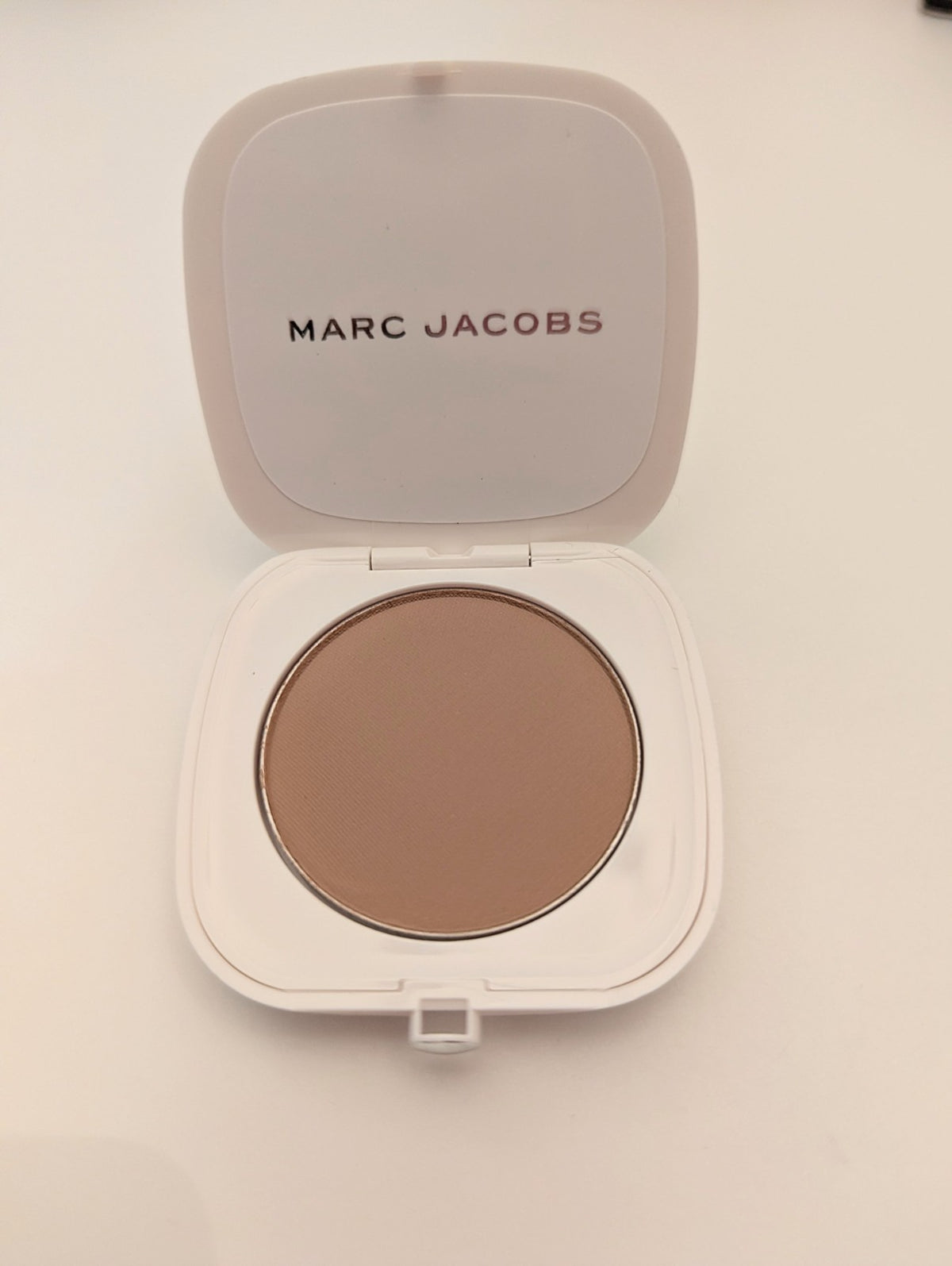 Marc Jacobs O!Mega Bronze Coconut Perfect Tan Bronzer – 104 Tan-Tastic!