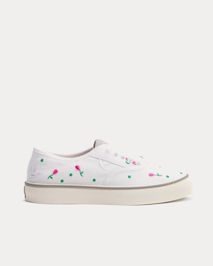Saltwind White / Multi Low Top Sneakers - Crown & Consign